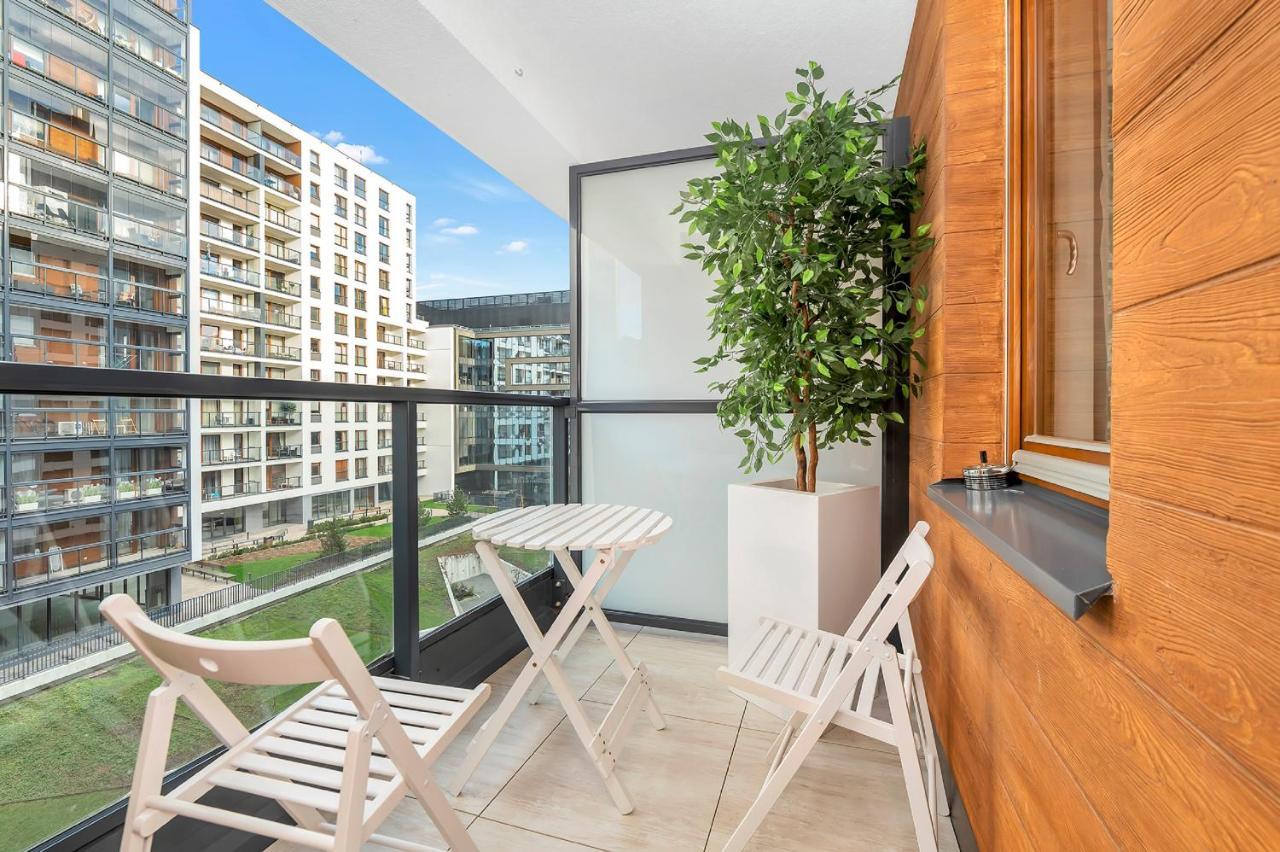 Modern Apartments With Access To The Pool Near Rondo Daszynskiego Station Varsovia Exterior foto