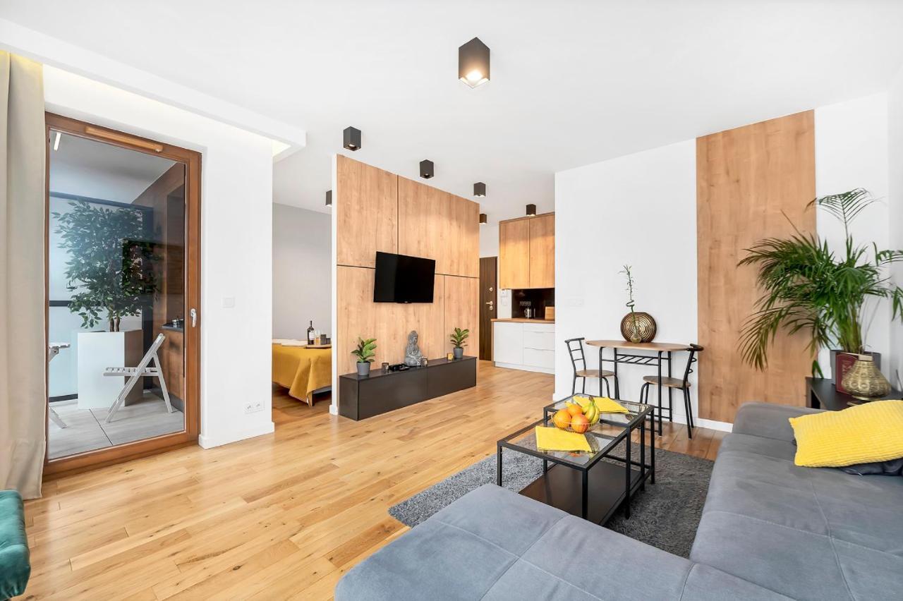 Modern Apartments With Access To The Pool Near Rondo Daszynskiego Station Varsovia Exterior foto
