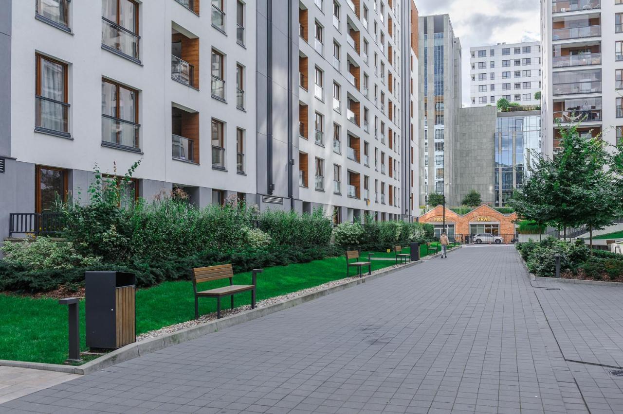 Modern Apartments With Access To The Pool Near Rondo Daszynskiego Station Varsovia Exterior foto