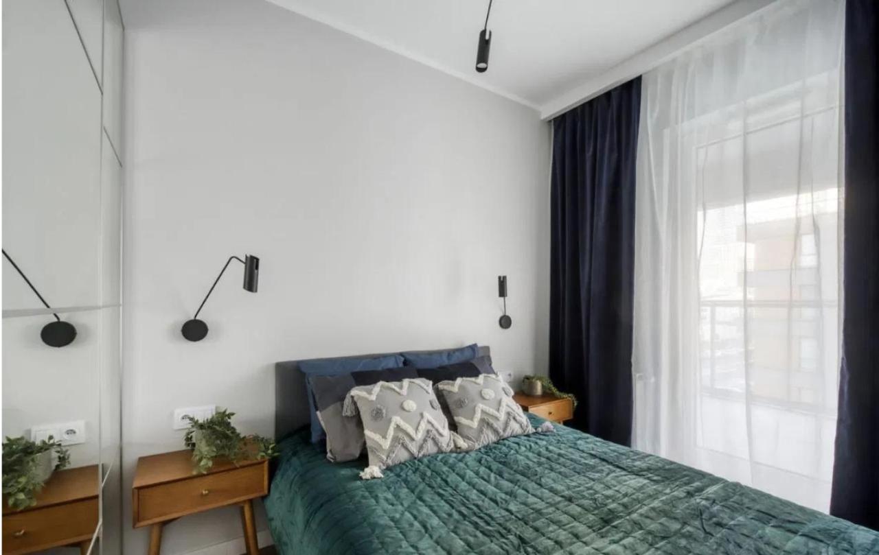 Modern Apartments With Access To The Pool Near Rondo Daszynskiego Station Varsovia Exterior foto