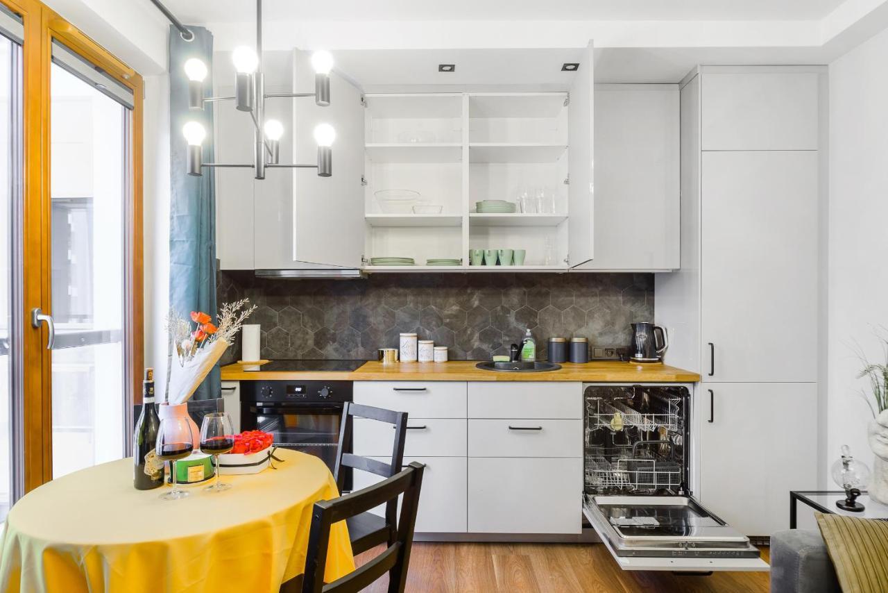 Modern Apartments With Access To The Pool Near Rondo Daszynskiego Station Varsovia Exterior foto